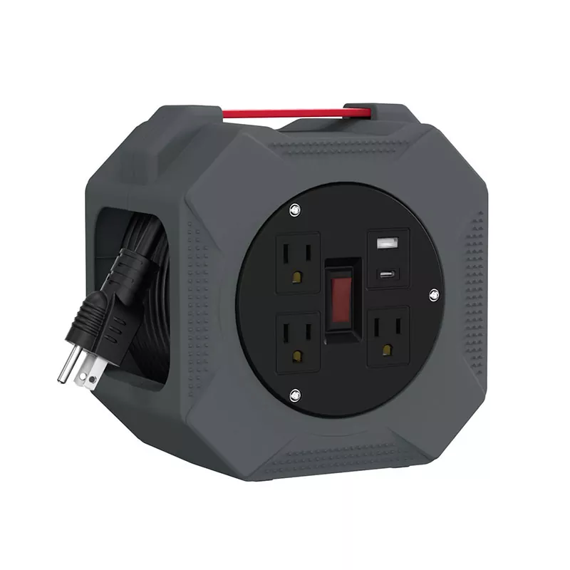 30 फूट केबलसह 3-आउटलेट USB 2.4A प्लास्टिक कॉर्ड रीलचा परिचय अलीकडील विकास आहे का? 30 फूट केबलसह 3-आउटलेट USB 2.4A प्लास्टिक कॉर्ड रीलचा परिचय अलीकडील विकास आहे का?